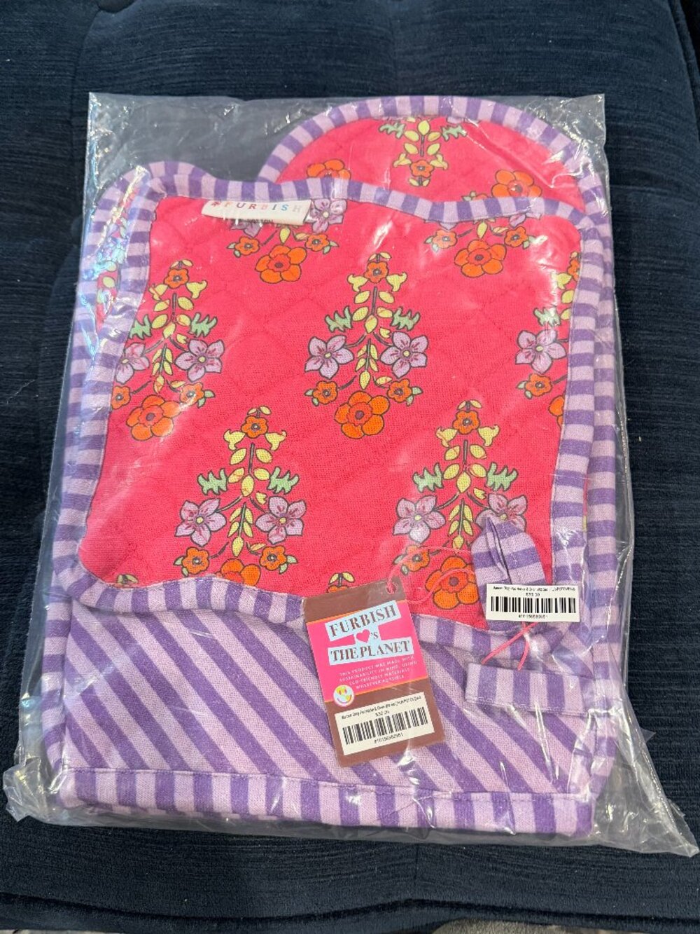 NWT - Furbish Studio Block Print Oven Mitt & Pot Holder Set - Pink and Purple